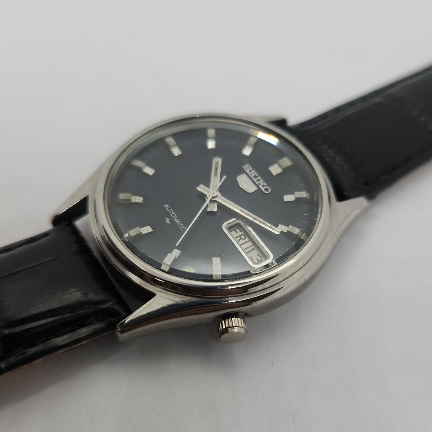 Vintage 1980 Original Seiko 5 Automatic 7009-3100 Black face 17 Jewels Day-Date Japanese Men's Wrist Watch OG97