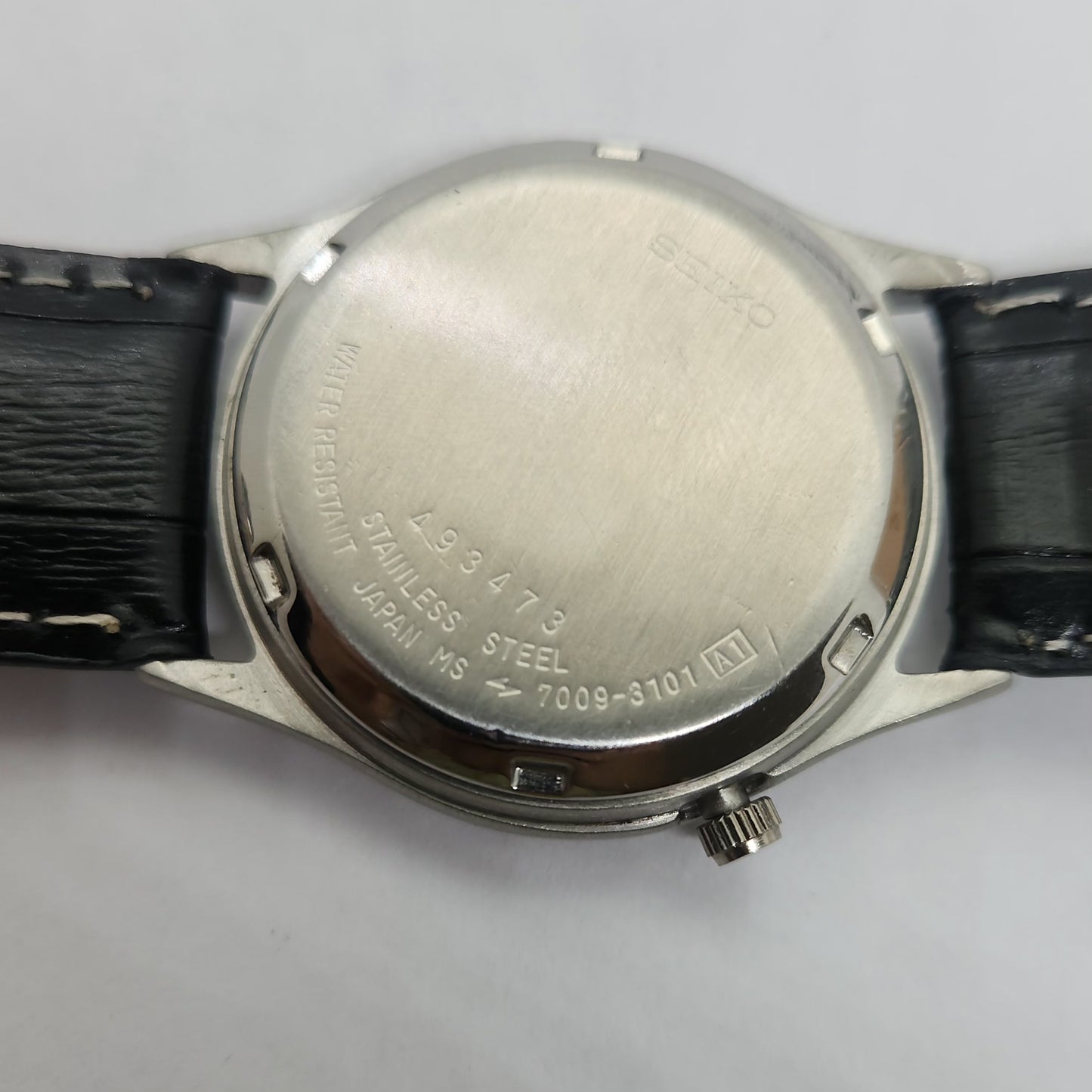 Vintage 1980 Original Seiko 5 Automatic 7009-3101 Gold face 17 Jewels Day-Date Japanese Men's Wrist Watch OG98