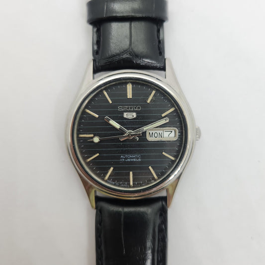 Vintage 1980 Original Seiko 5 Automatic 6309-8920 Black face 17 Jewels Day-Date Japanese Men's Wrist Watch OG99