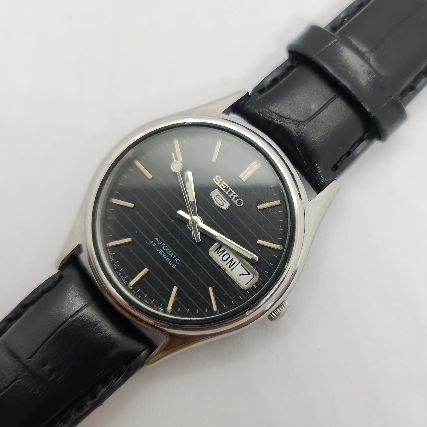 Vintage 1980 Original Seiko 5 Automatic 6309-8920 Black face 17 Jewels Day-Date Japanese Men's Wrist Watch OG99