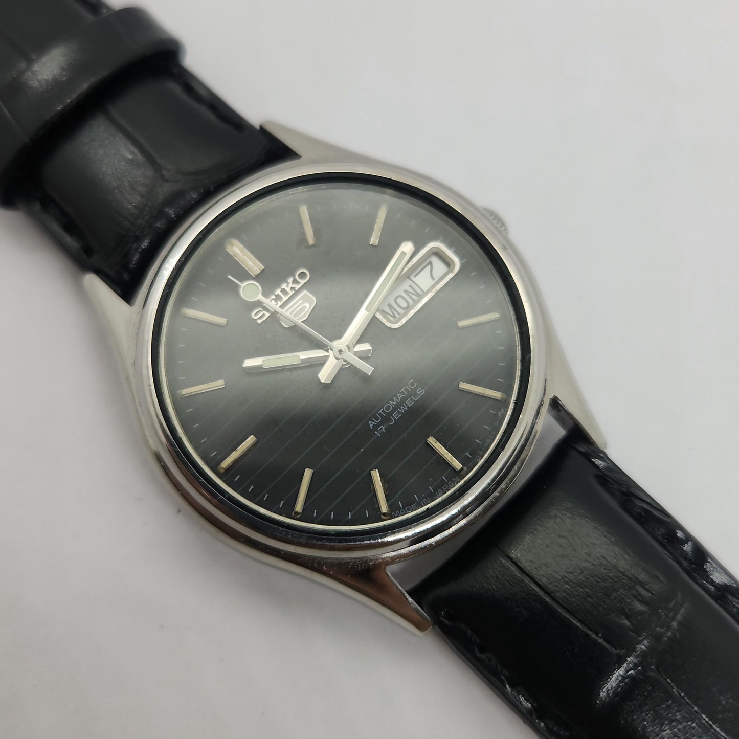 Vintage 1980 Original Seiko 5 Automatic 6309-8920 Black face 17 Jewels Day-Date Japanese Men's Wrist Watch OG99