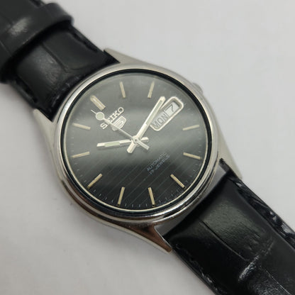 Vintage 1980 Original Seiko 5 Automatic 6309-8920 Black face 17 Jewels Day-Date Japanese Men's Wrist Watch OG99