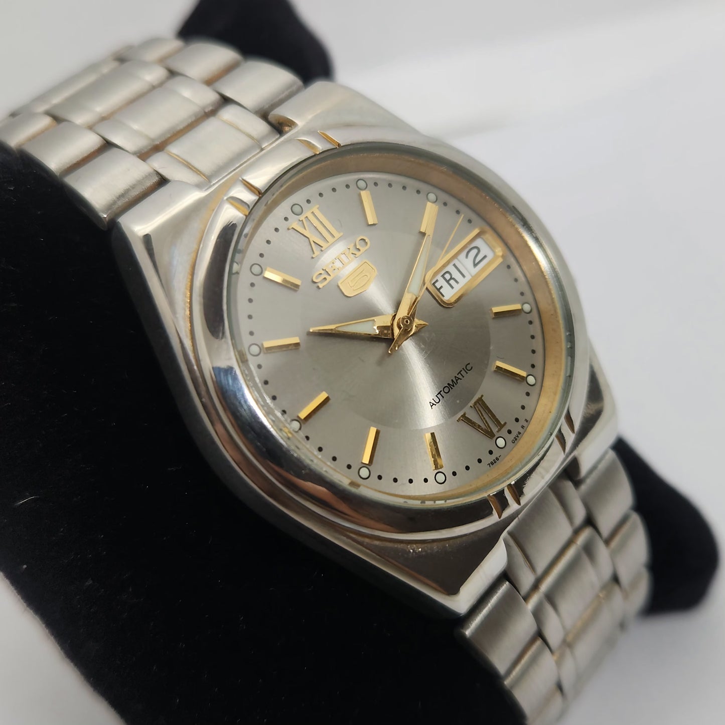 Vintage 1980 Original Seiko 5 Automatic 7s26 Silver face 21 Jewels Day-Date Japanese Men's Wrist Watch OG103