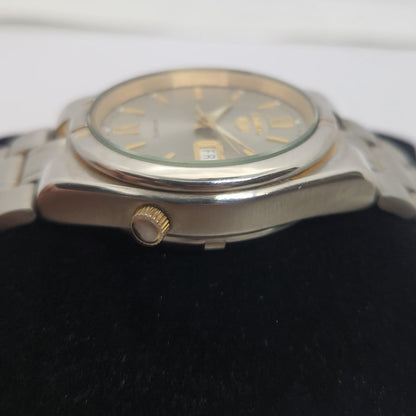 Vintage 1980 Original Seiko 5 Automatic 7s26 Silver face 21 Jewels Day-Date Japanese Men's Wrist Watch OG103