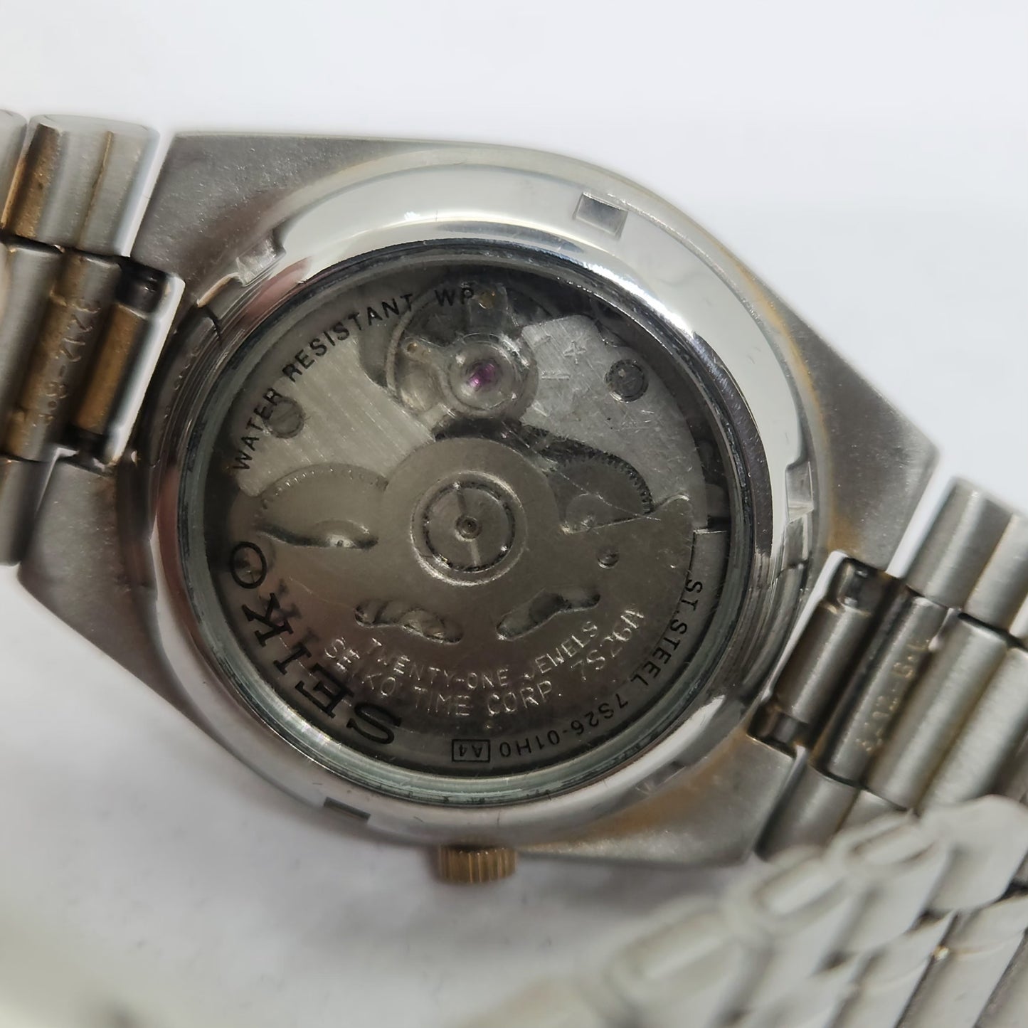 Vintage 1980 Original Seiko 5 Automatic 7s26 Silver face 21 Jewels Day-Date Japanese Men's Wrist Watch OG103
