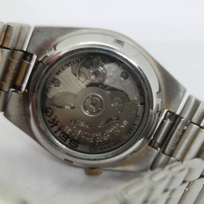 Vintage 1980 Original Seiko 5 Automatic 7s26 Silver face 21 Jewels Day-Date Japanese Men's Wrist Watch OG103