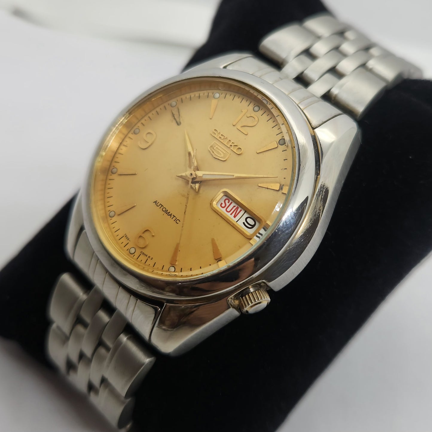 Vintage 1980 Original Seiko 5 Automatic 7s26 Golden face 21 Jewels Day-Date Japanese Men's Wrist Watch OG104