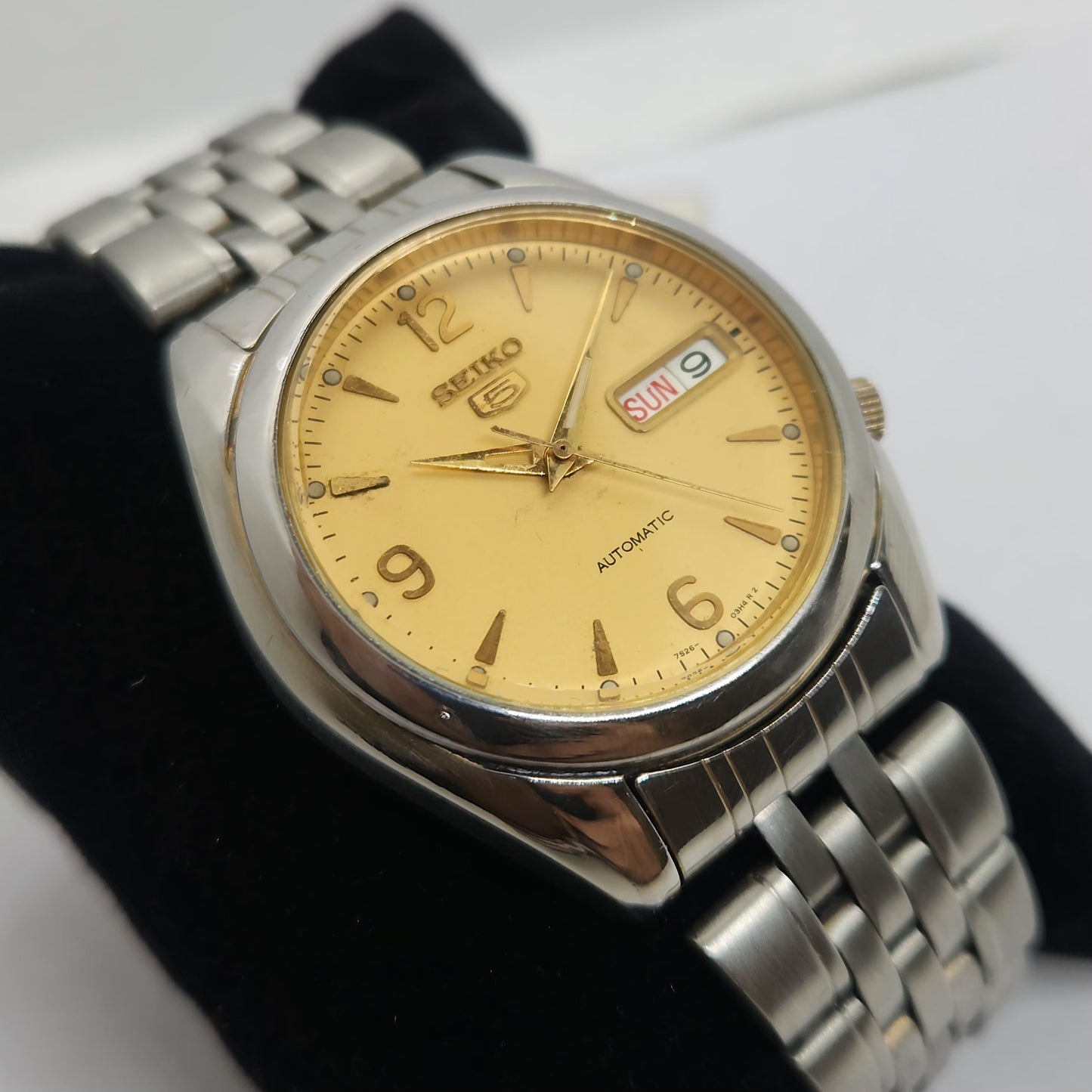 Vintage 1980 Original Seiko 5 Automatic 7s26 Golden face 21 Jewels Day-Date Japanese Men's Wrist Watch OG104