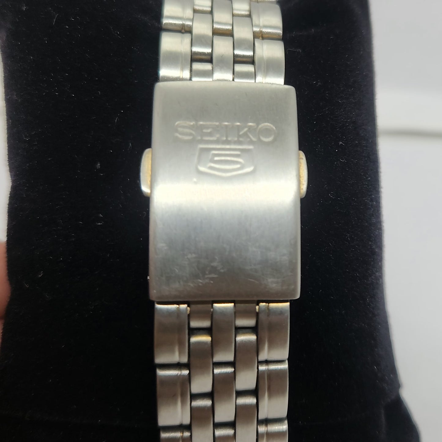 Vintage 1980 Original Seiko 5 Automatic 7s26 Golden face 21 Jewels Day-Date Japanese Men's Wrist Watch OG104