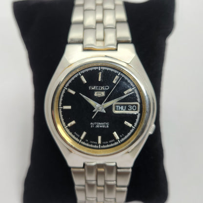 Vintage 1980 Original Seiko 5 Automatic 7s26-01T0 Black face 21 Jewels Day-Date Japanese Men's Wrist Watch OG105