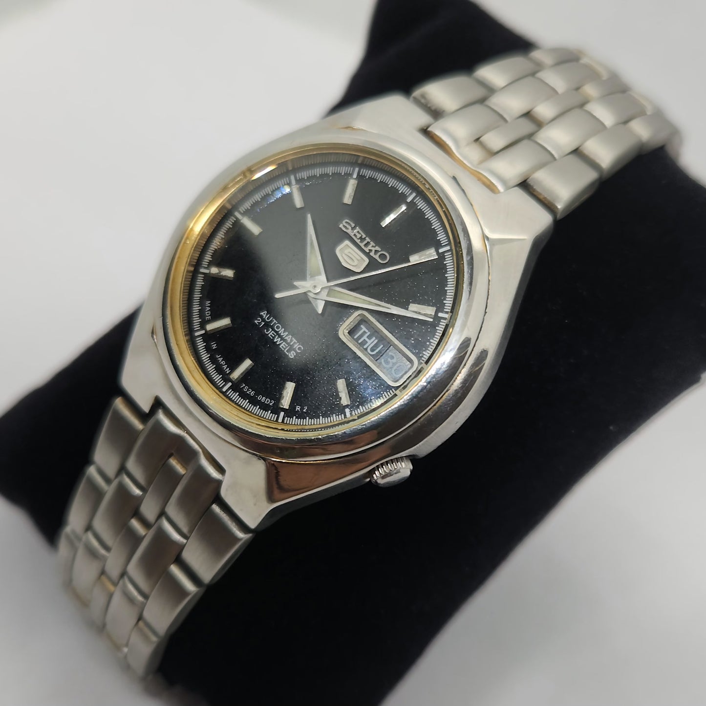 Vintage 1980 Original Seiko 5 Automatic 7s26-01T0 Black face 21 Jewels Day-Date Japanese Men's Wrist Watch OG105