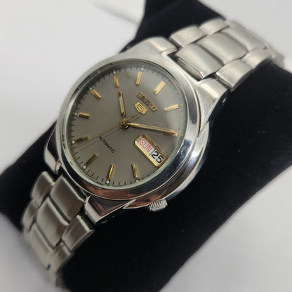 Vintage 1980 Original Seiko 5 Automatic 7s26 Grey face 21 Jewels Day-Date Japanese Men's Wrist Watch OG106
