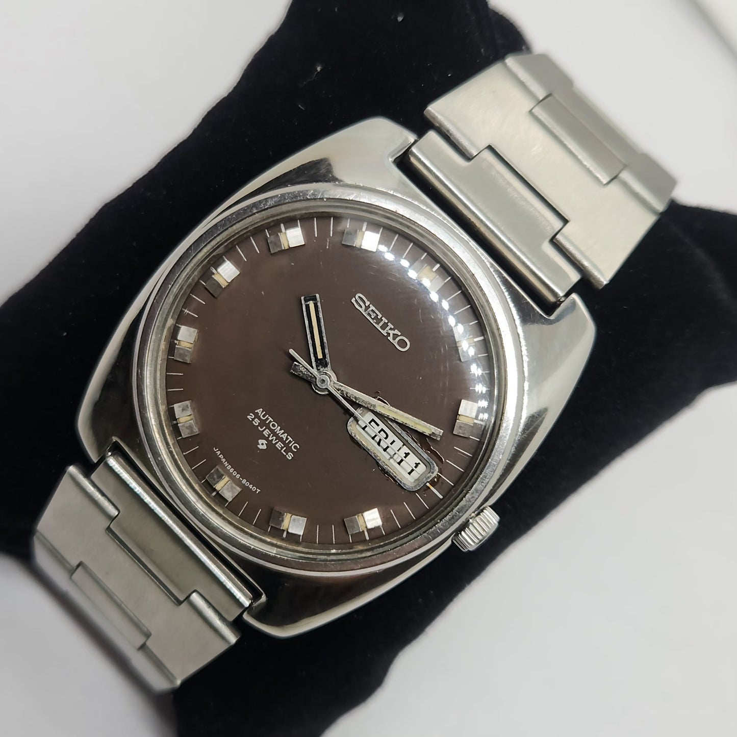 Vintage 1980 Original Seiko 5 Automatic 5506-8040T Brown face 25 Jewels Day-Date Japanese Men's Wrist Watch OG108