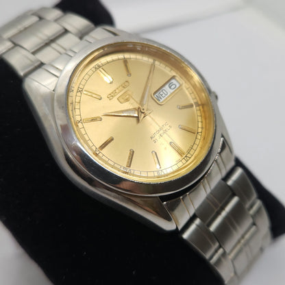 Vintage 1980 Original Seiko 5 Automatic 7s26-01R0 Golden face 21 Jewels Day-Date Japanese Men's Wrist Watch OG109
