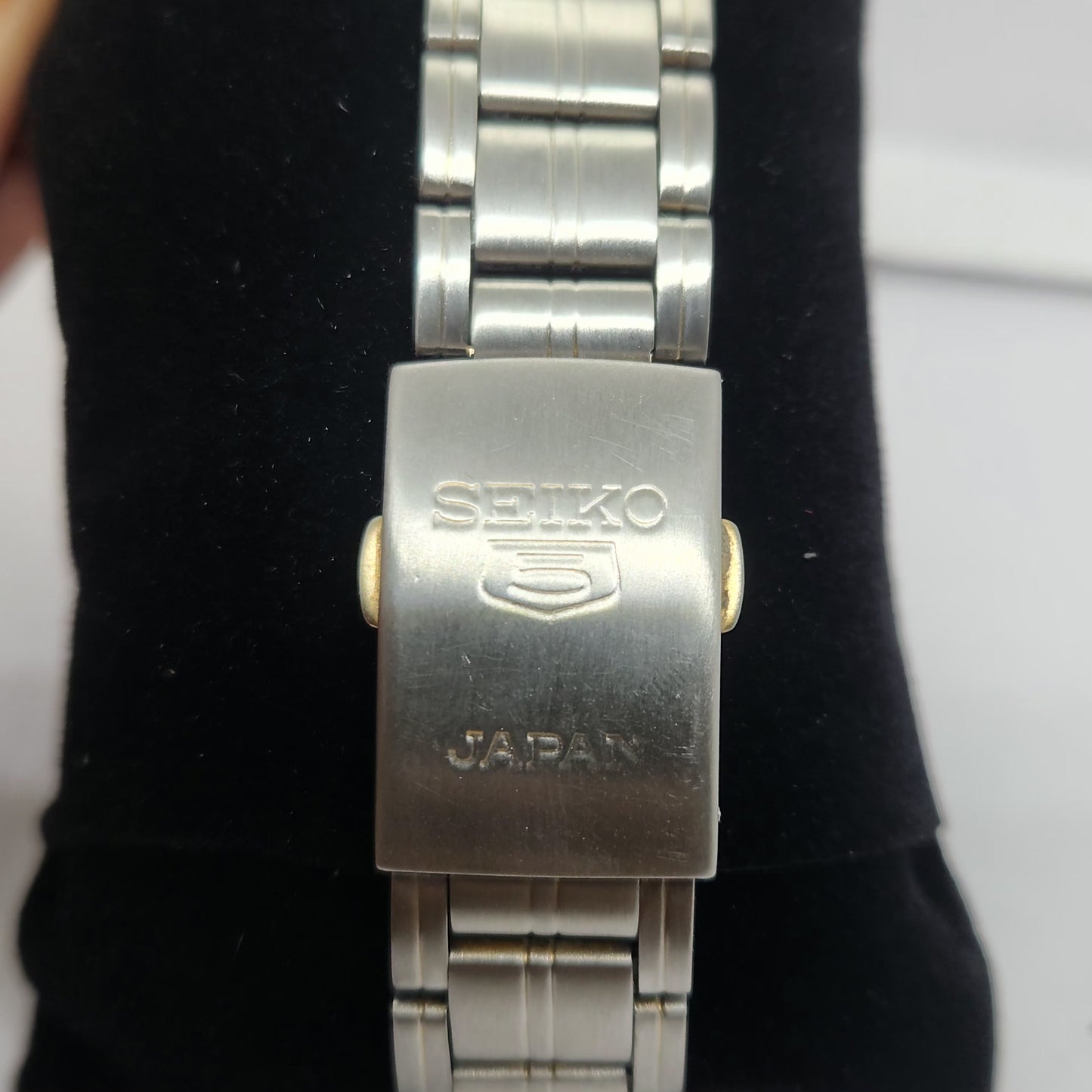 Vintage 1980 Original Seiko 5 Automatic 7s26-01R0 Golden face 21 Jewels Day-Date Japanese Men's Wrist Watch OG109