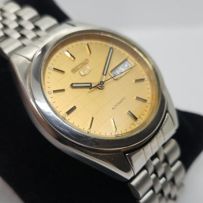 Vintage 1980 Original Seiko 5 Automatic 7s26-00X0 Golden face 21 Jewels Day-Date Japanese Men's Wrist Watch OG111