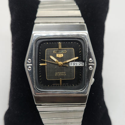 Vintage 1980 Original Seiko 5 Automatic 6349-504A Black face 23 Jewels Day-Date Japanese Men's Wrist Watch OG112