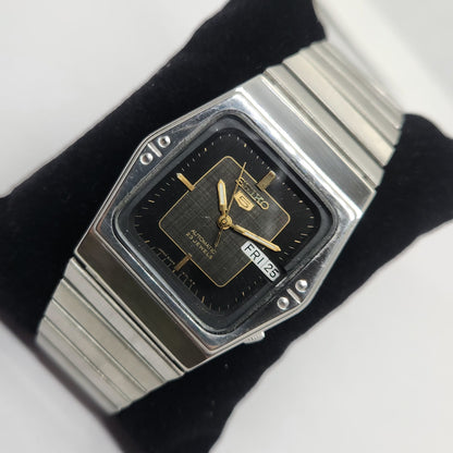 Vintage 1980 Original Seiko 5 Automatic 6349-504A Black face 23 Jewels Day-Date Japanese Men's Wrist Watch OG112