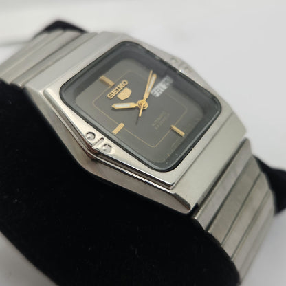 Vintage 1980 Original Seiko 5 Automatic 6349-504A Black face 23 Jewels Day-Date Japanese Men's Wrist Watch OG112