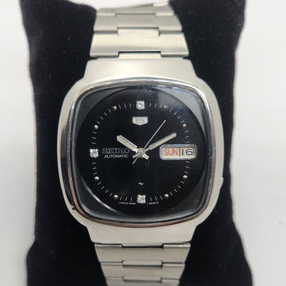 Vintage 1980 Original Seiko 5 Automatic 7009-5150 Black face 17 Jewels Day-Date Japanese Men's Wrist Watch OG113