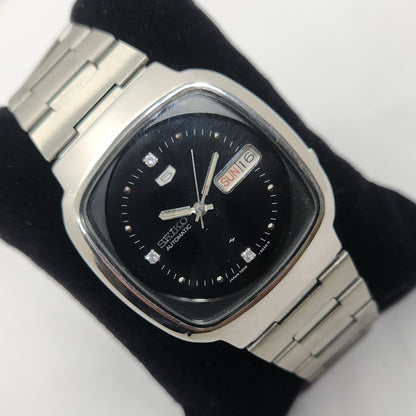 Vintage 1980 Original Seiko 5 Automatic 7009-5150 Black face 17 Jewels Day-Date Japanese Men's Wrist Watch OG113
