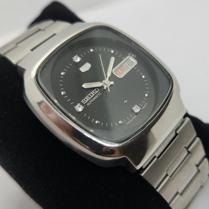 Vintage 1980 Original Seiko 5 Automatic 7009-5150 Black face 17 Jewels Day-Date Japanese Men's Wrist Watch OG113