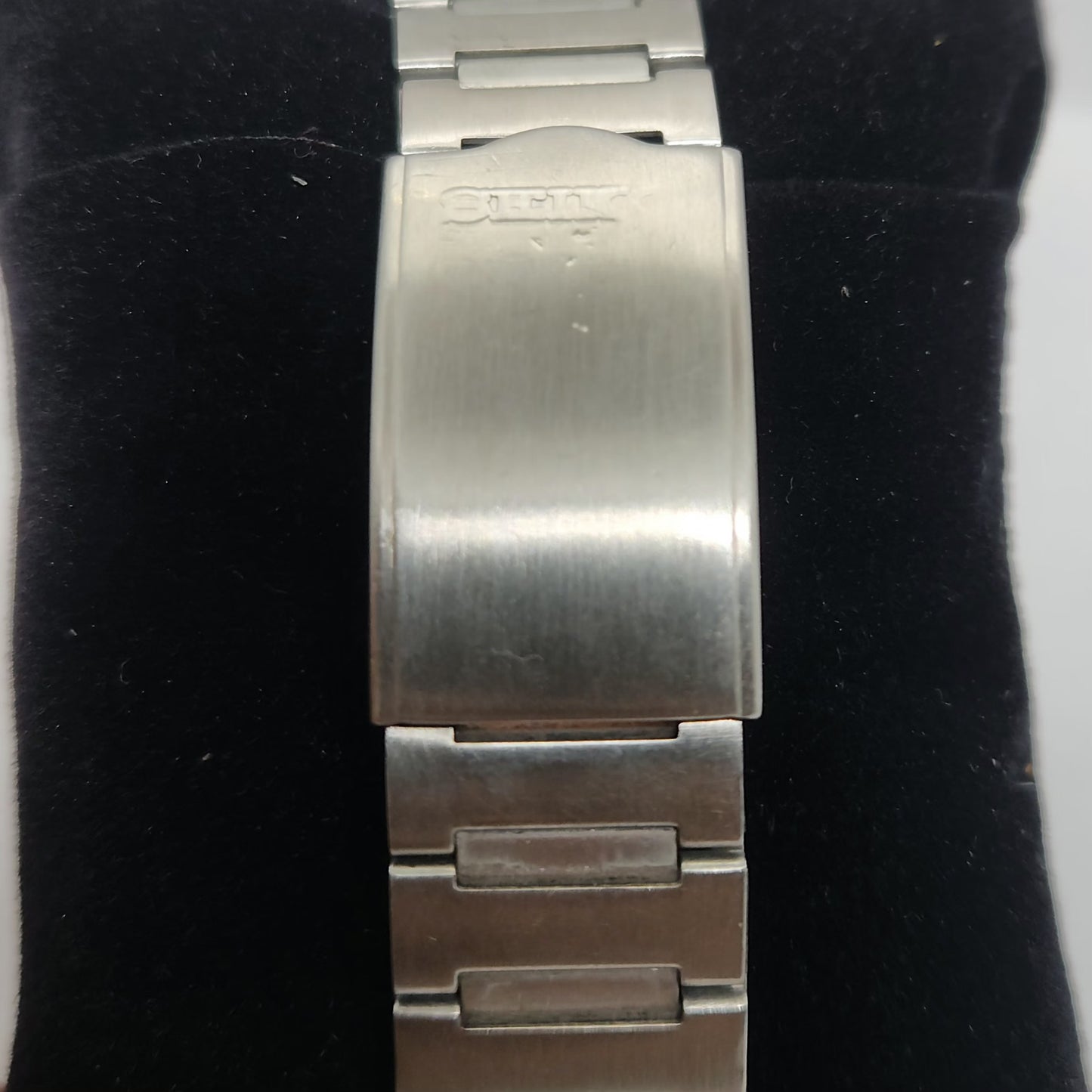 Vintage 1980 Original Seiko 5 Automatic 7009-5150 Black face 17 Jewels Day-Date Japanese Men's Wrist Watch OG113