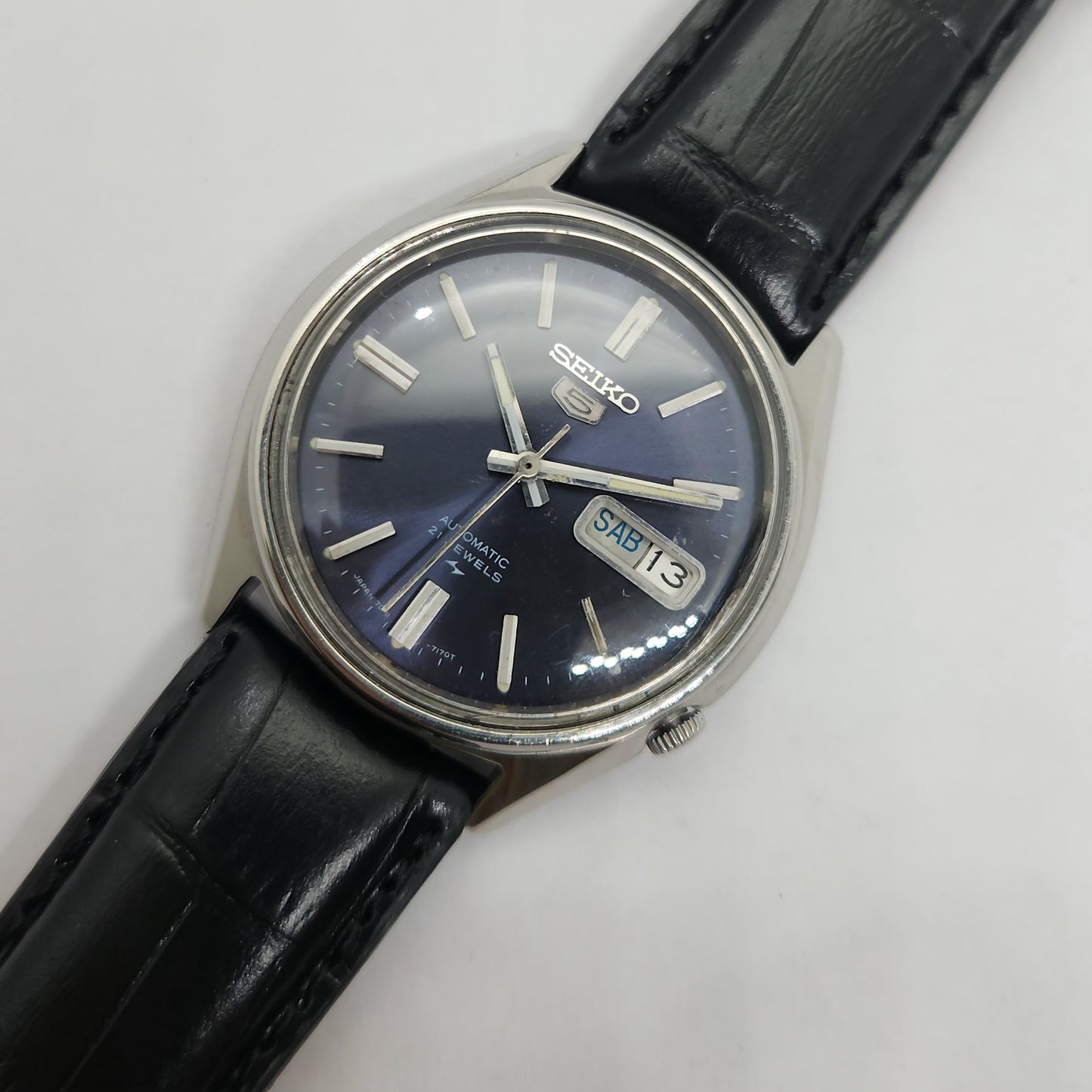 Vintage 1980 Original Seiko 5 Automatic 7019-7100 Blue face 21 Jewels Day-Date Japanese Men's Wrist Watch OG119