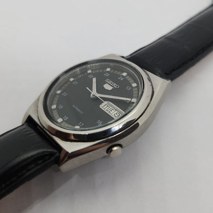 Vintage 1980 Original Seiko 5 Automatic 7S26-03B0 Black face 21 Jewels Day-Date Japanese Men's Wrist Watch OG121