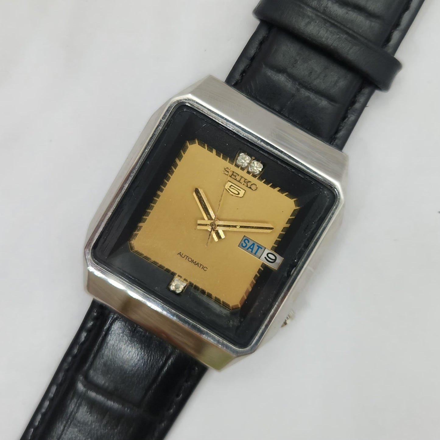Vintage 1980 Original Seiko 5 Automatic 7009-6001 Golden face 17 Jewels Day-Date Japanese Men's Wrist Watch OG126