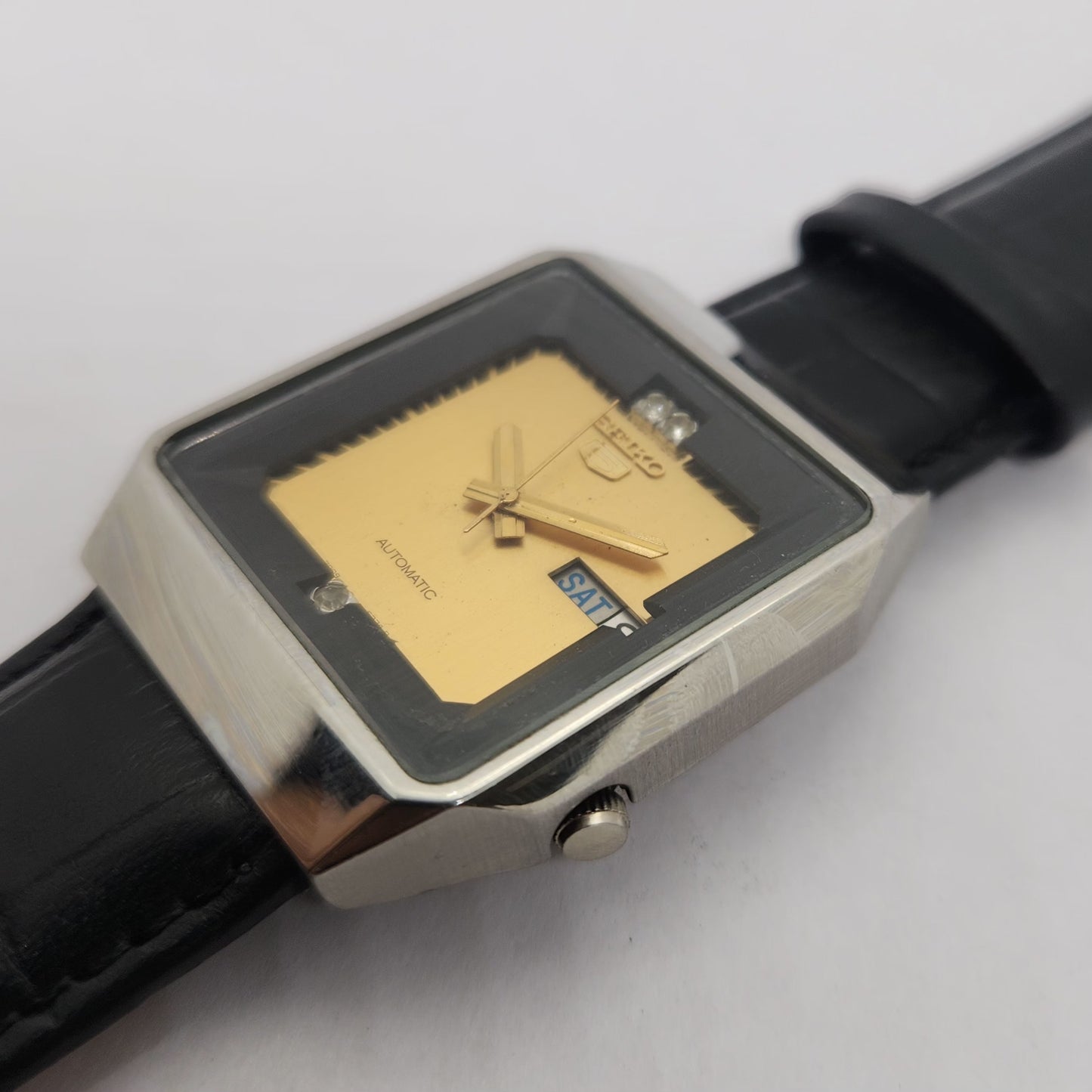 Vintage 1980 Original Seiko 5 Automatic 7009-6001 Golden face 17 Jewels Day-Date Japanese Men's Wrist Watch OG126