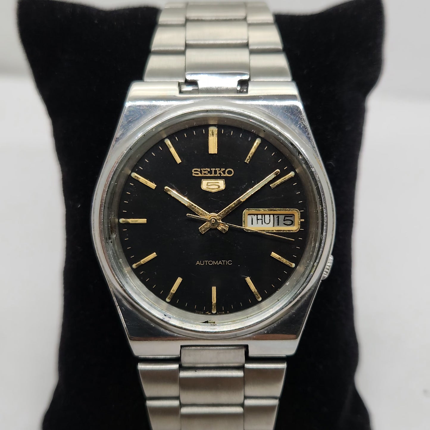 Vintage 1980 Original Seiko 5 Automatic 7009-2030 Black face 17 Jewels Day-Date Japanese Men's Wrist Watch OG128