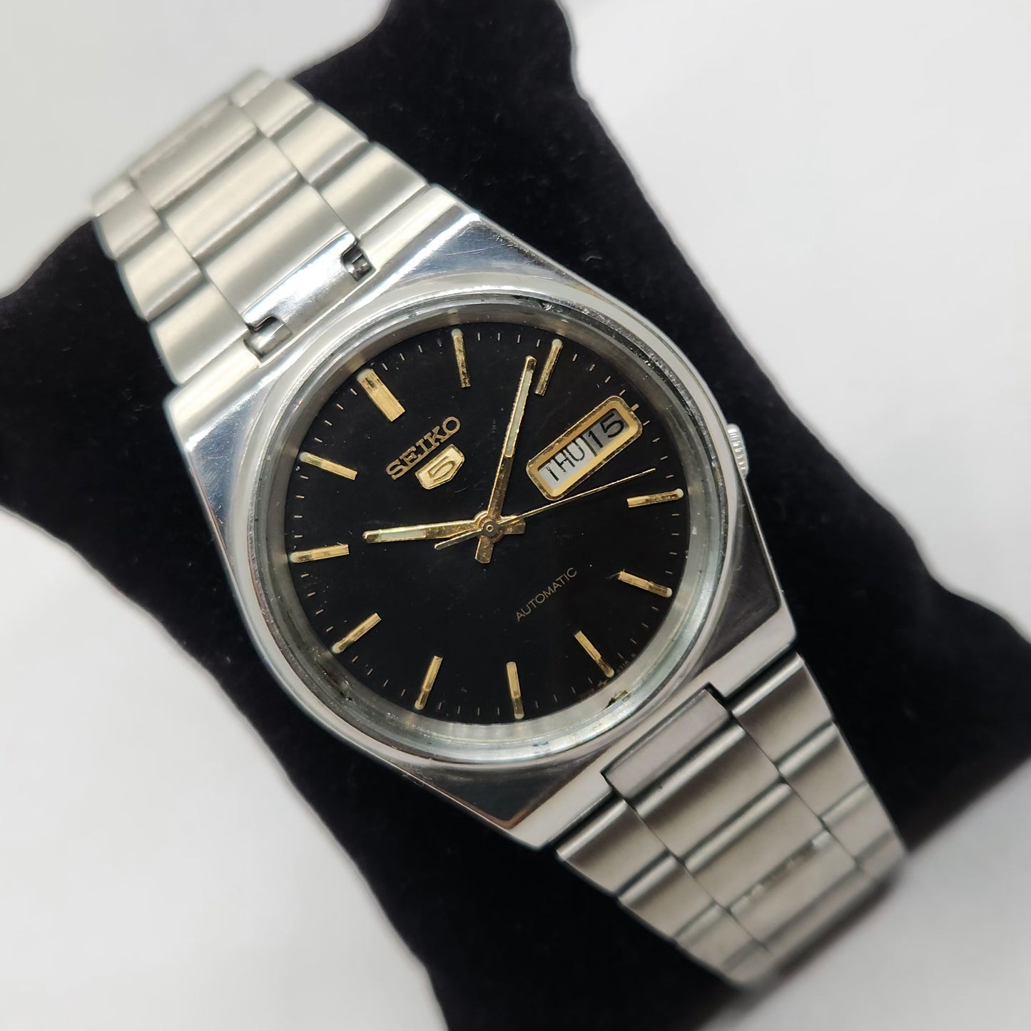 Vintage 1980 Original Seiko 5 Automatic 7009-2030 Black face 17 Jewels Day-Date Japanese Men's Wrist Watch OG128