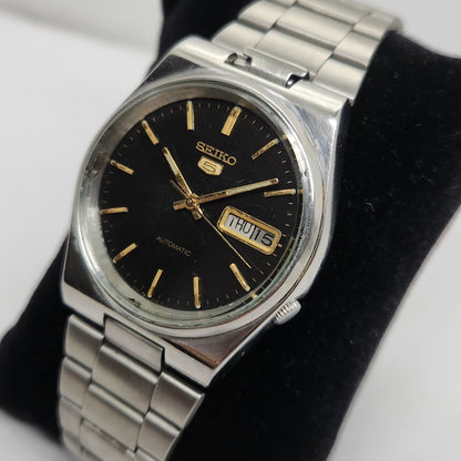 Vintage 1980 Original Seiko 5 Automatic 7009-2030 Black face 17 Jewels Day-Date Japanese Men's Wrist Watch OG128
