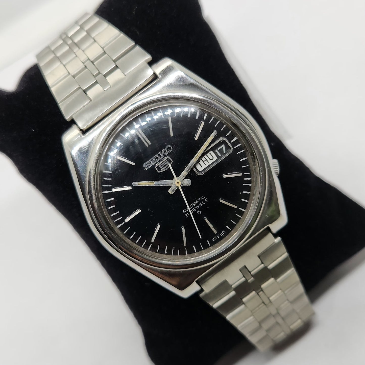 Vintage 1980 Original Seiko 5 Automatic 6119-8410 Black face 21 Jewels Day-Date Japanese Men's Wrist Watch OG129
