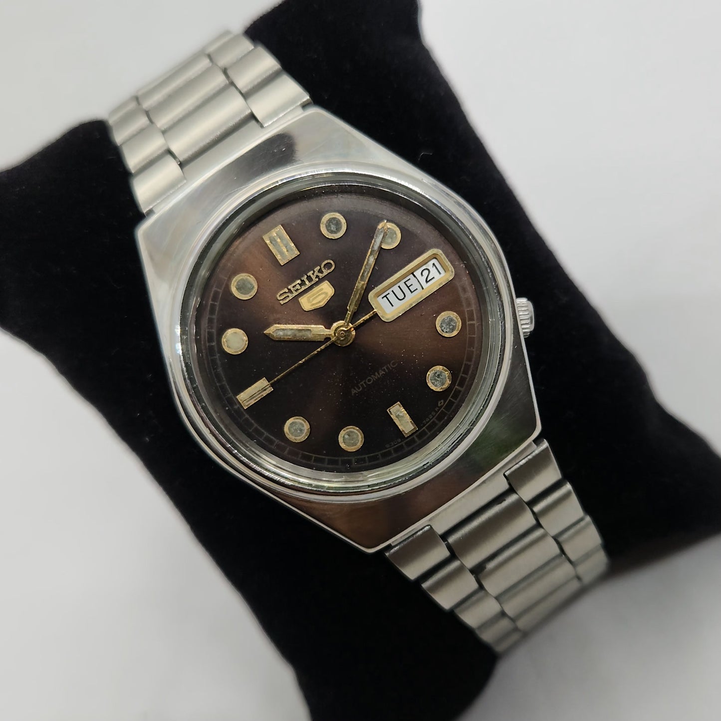 Vintage 1980 Original Seiko 5 Automatic 6309-7330 Brown face 17 Jewels Day-Date Japanese Men's Wrist Watch OG130