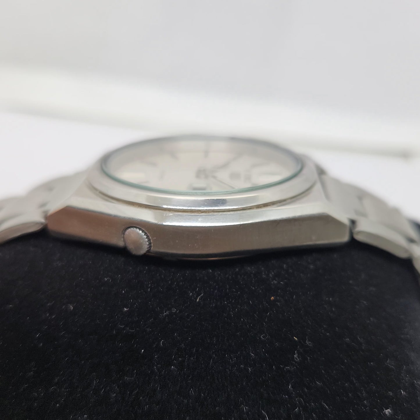 Vintage 1980 Original Seiko 5 Automatic 7009-876J Silver face 17 Jewels Day-Date Japanese Men's Wrist Watch OG131