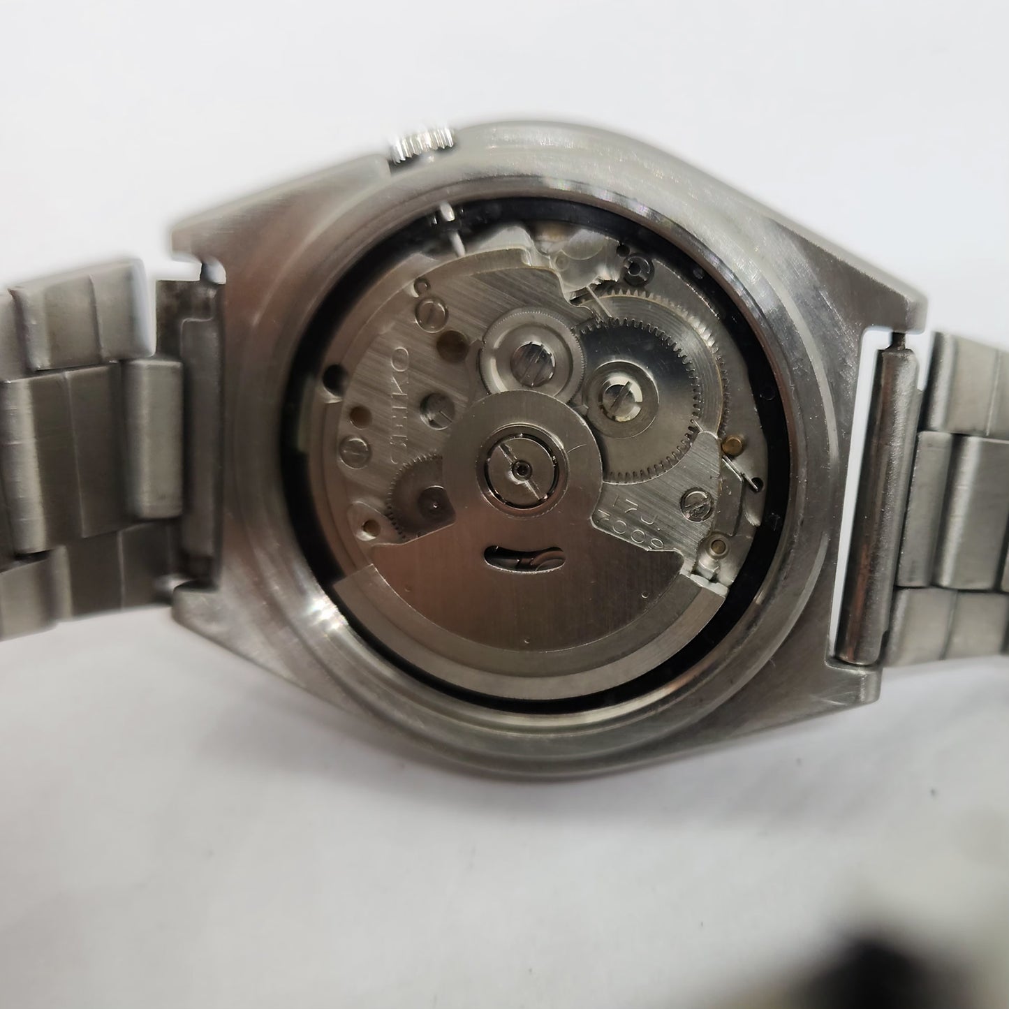 Vintage 1980 Original Seiko 5 Automatic 7009-876J Silver face 17 Jewels Day-Date Japanese Men's Wrist Watch OG131