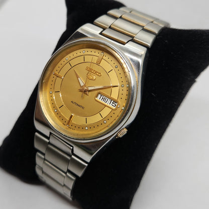 Vintage 1980 Original Seiko 5 Automatic 7S26 Golden face 21 Jewels Day-Date Japanese Men's Wrist Watch OG132