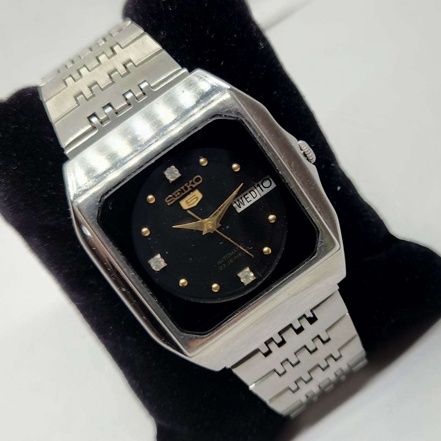 Vintage 1980 Original Seiko 5 Automatic 6309-6070 Black face 17 Jewels Day-Date Japanese Men's Wrist Watch OG135