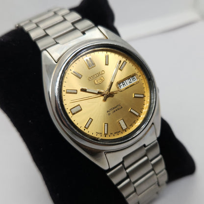 Vintage 1980 Original Seiko 5 Automatic 7s26 Golden face 17 Jewels Day-Date Japanese Men's Wrist Watch OG137