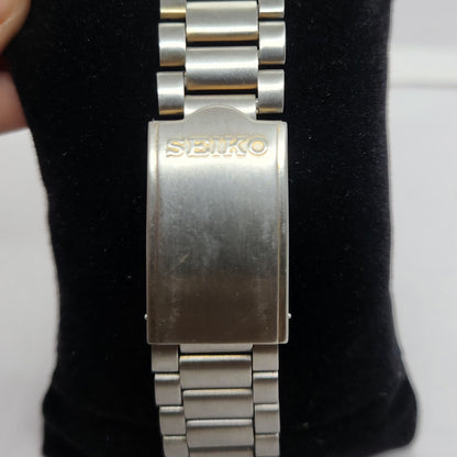 Vintage 1980 Original Seiko 5 Automatic 7s26 Golden face 17 Jewels Day-Date Japanese Men's Wrist Watch OG137