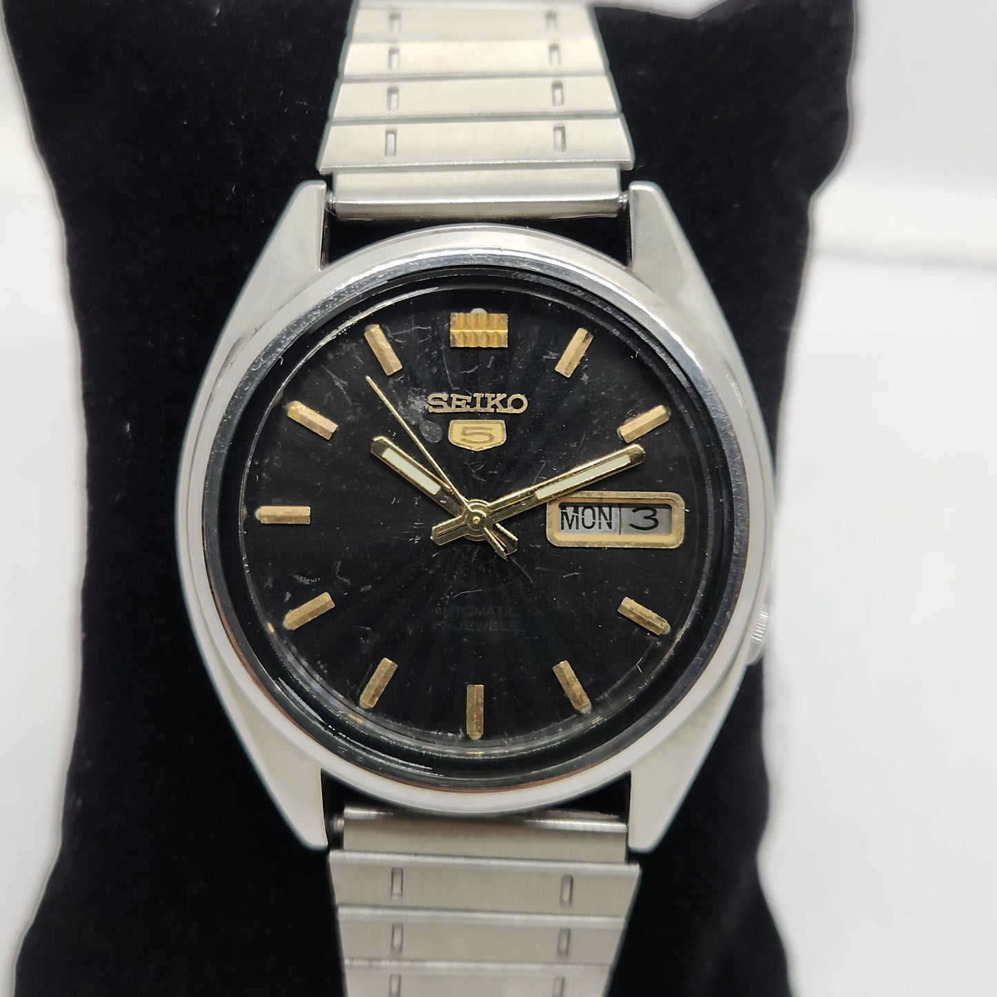 Vintage 1980 Original Seiko 5 Automatic 7009-8740 Black face 17 Jewels Day-Date Japanese Men's Wrist Watch OG139