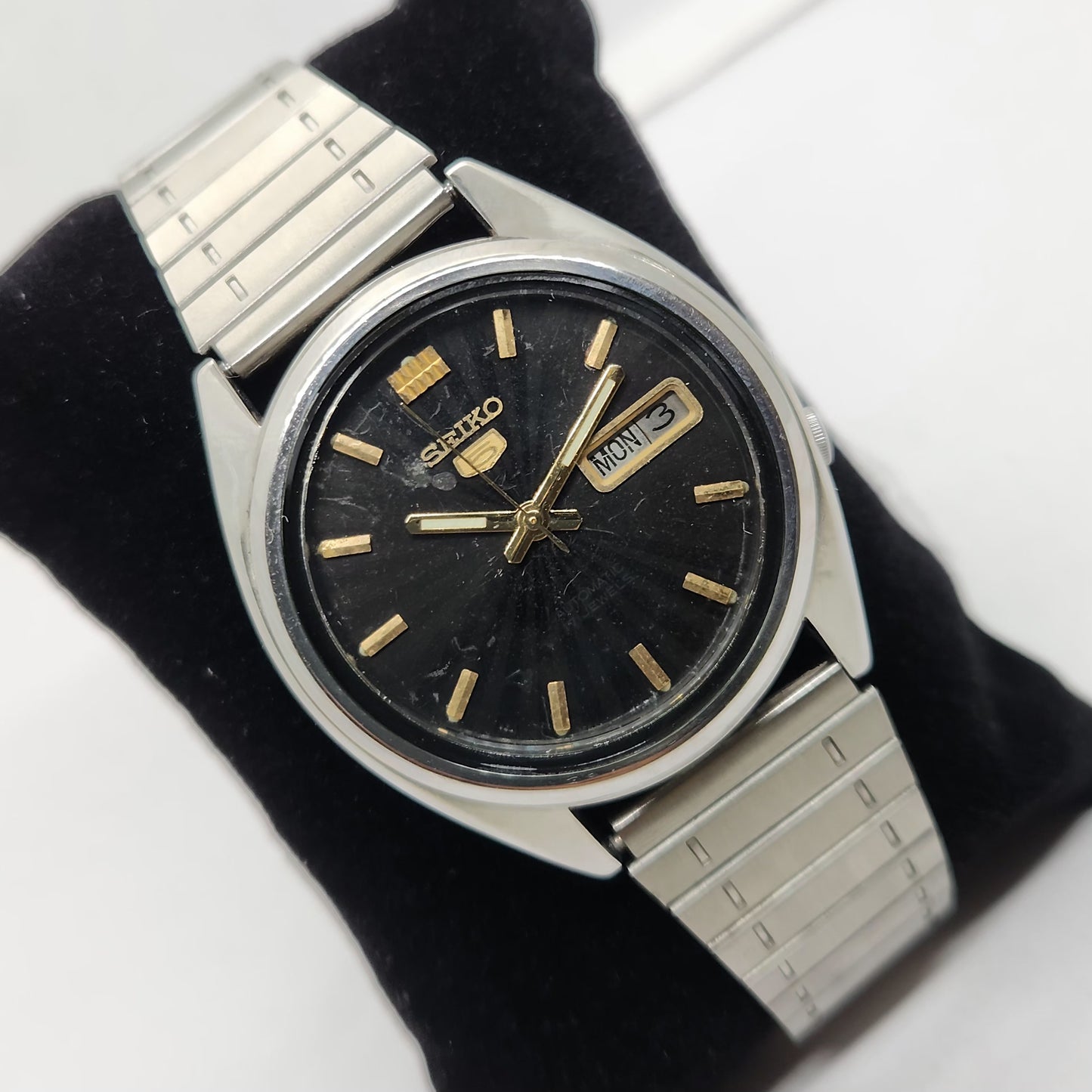Vintage 1980 Original Seiko 5 Automatic 7009-8740 Black face 17 Jewels Day-Date Japanese Men's Wrist Watch OG139