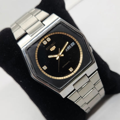 Vintage 1980 Original Seiko 5 Automatic 6309-5251 Black face 17 Jewels Day-Date Japanese Men's Wrist Watch OG140