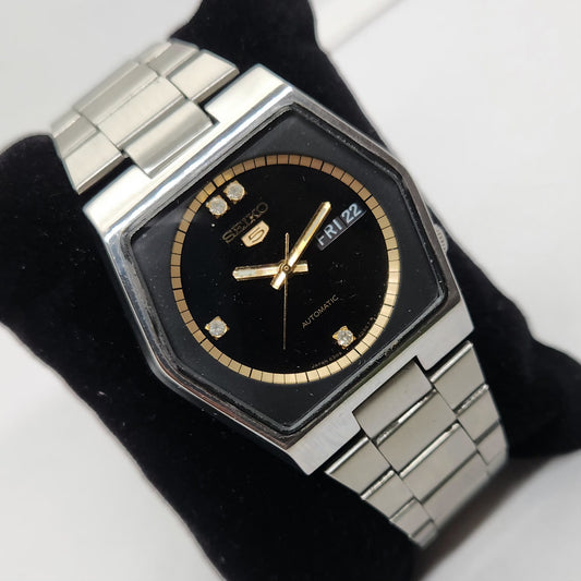 Vintage 1980 Original Seiko 5 Automatic 6309-5251 Black face 17 Jewels Day-Date Japanese Men's Wrist Watch OG140