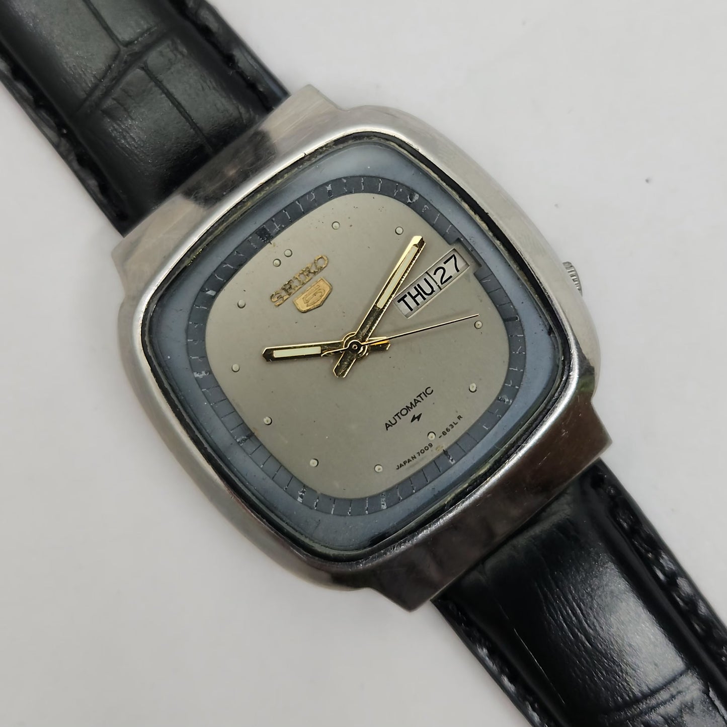 Vintage 1980 Original Seiko 5 Automatic 7009-511A Grey face 17 Jewels Day-Date Japanese Men's Wrist Watch OG142