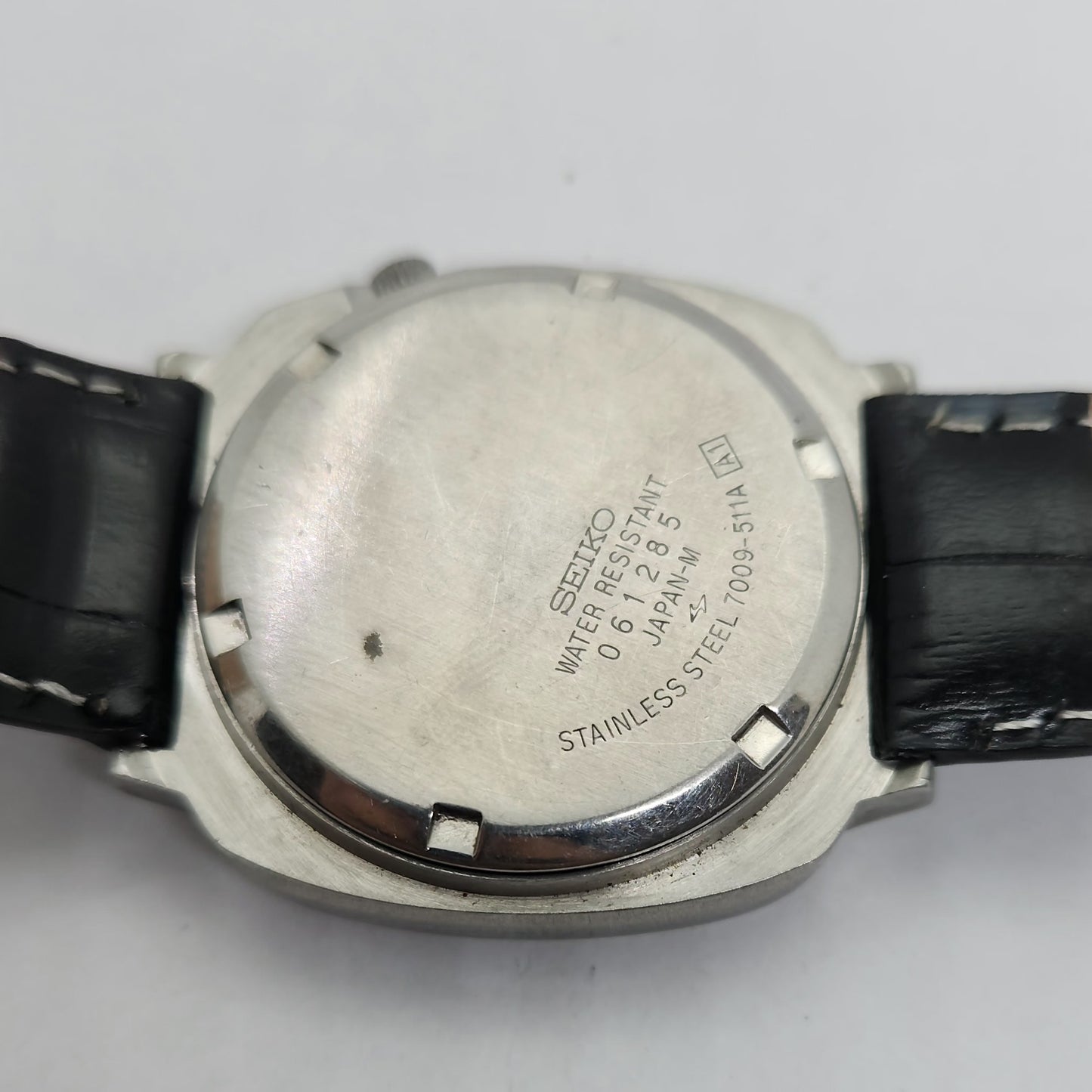 Vintage 1980 Original Seiko 5 Automatic 7009-511A Grey face 17 Jewels Day-Date Japanese Men's Wrist Watch OG142