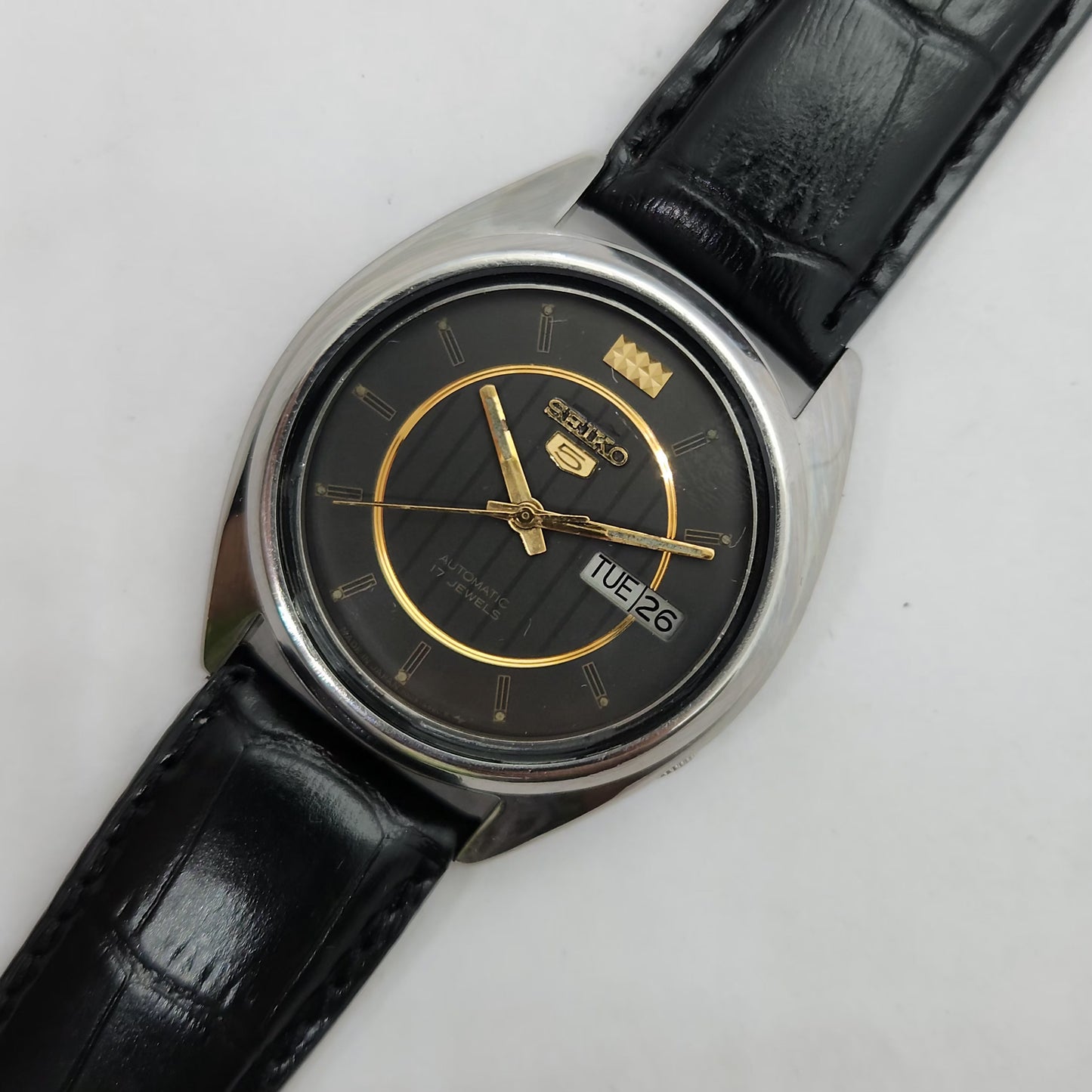 Vintage 1980 Original Seiko 5 Automatic 7009-3040 Black face 17 Jewels Day-Date Japanese Men's Wrist Watch OG144