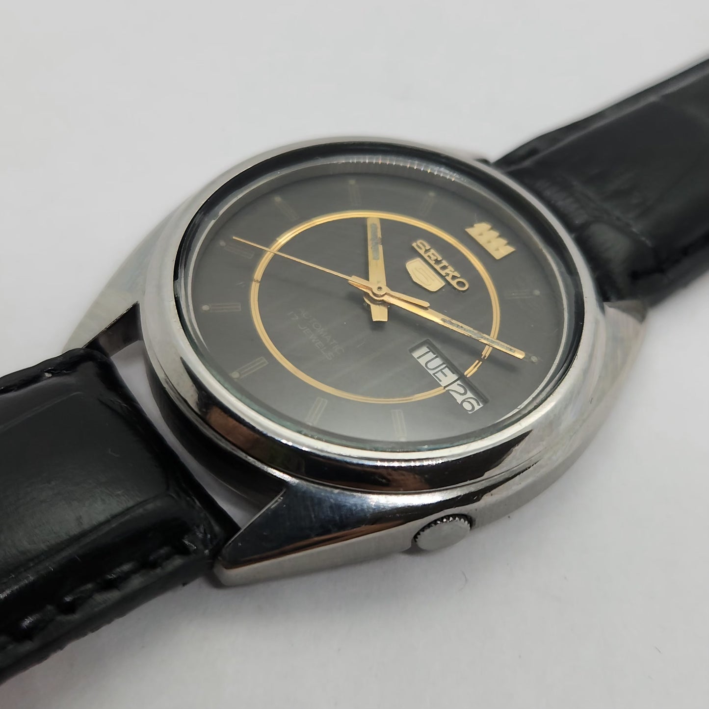 Vintage 1980 Original Seiko 5 Automatic 7009-3040 Black face 17 Jewels Day-Date Japanese Men's Wrist Watch OG144
